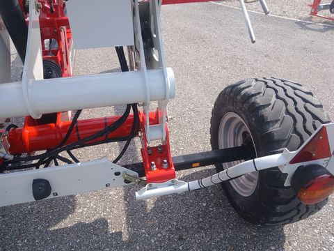 Pöttinger HIT 8.9 T
