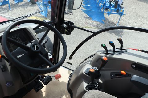 Case IH Farmall 55 A (Stage V)