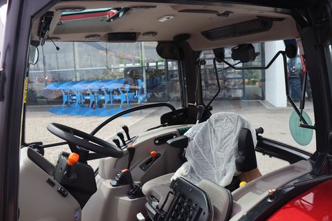 Case IH Farmall 55 A (Stage V)