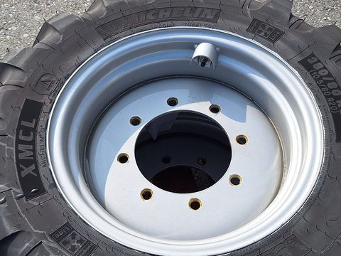 Sonstige Michelin 280/80R20 Kompletträder Hoflader