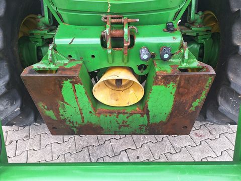 John Deere 6115M