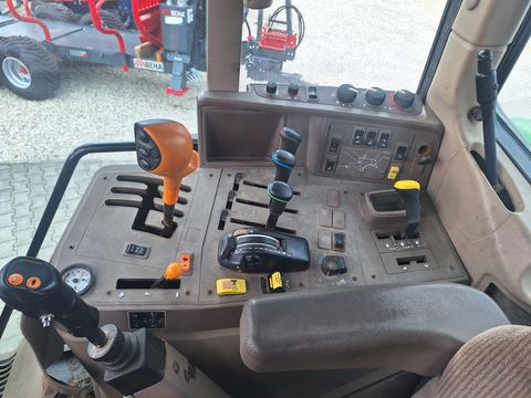 John Deere 6115M