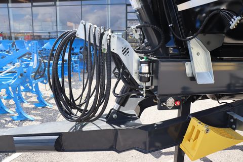 Schwarzmüller TP 22 Muldenkipper 