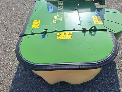 Krone EasyCut F 280 geschoben