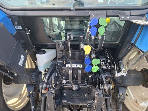 New Holland T5030