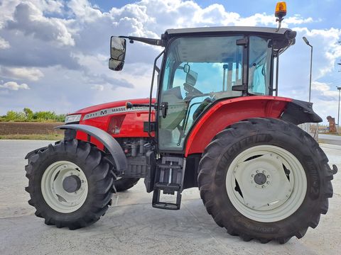 Massey Ferguson MF 5711 M