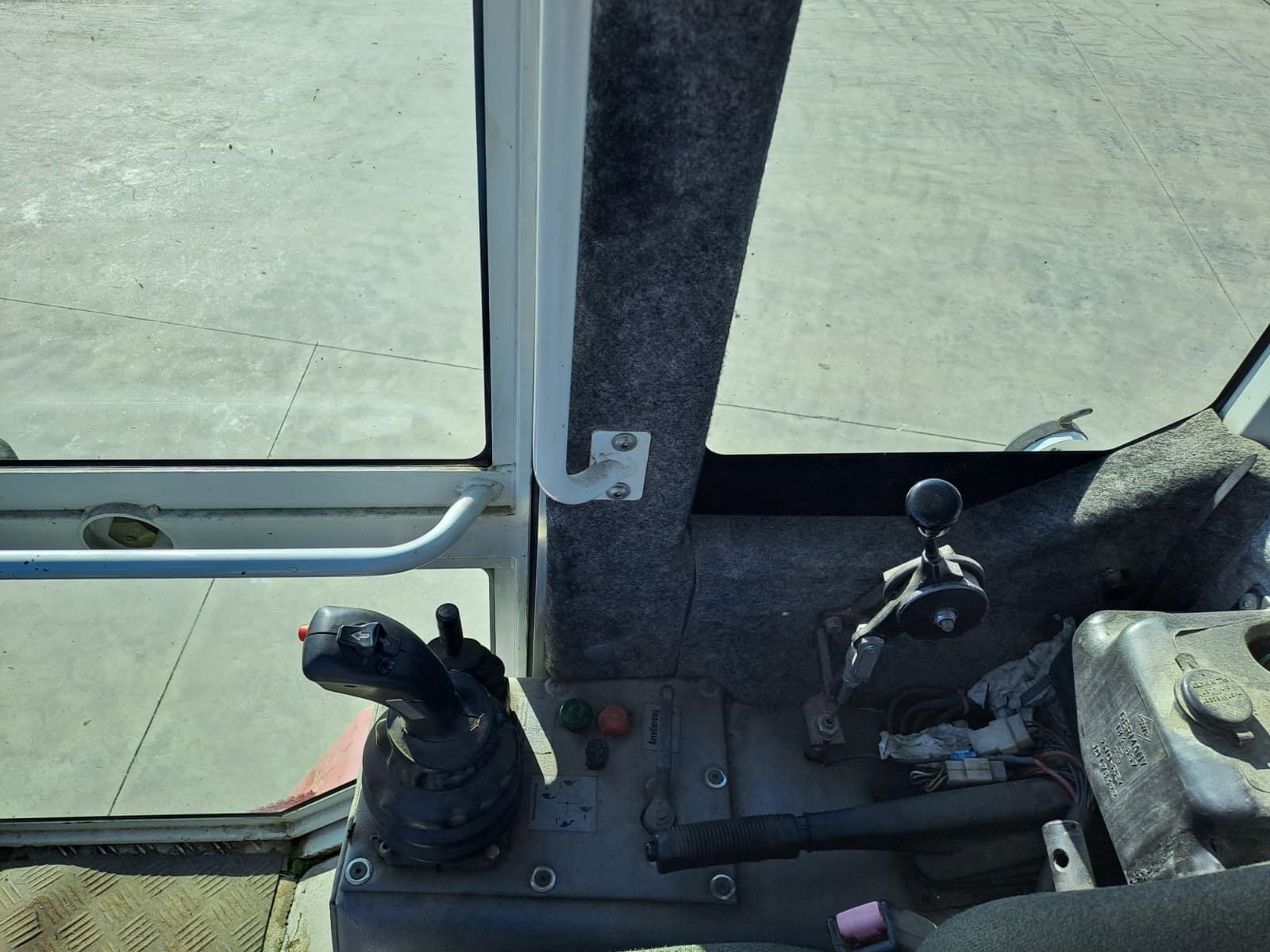 Weidemann Incarcator pe pneuri Weidemann 4204D 2