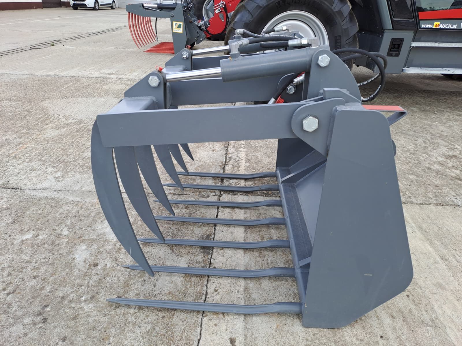 Weidemann Cupa Kroko cu graifer 3