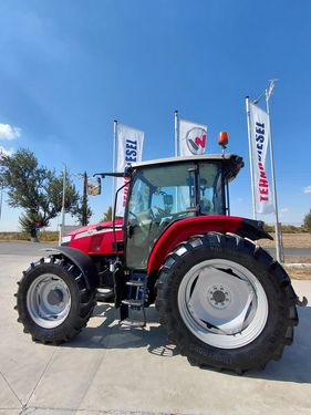 Massey Ferguson MF 5711 M