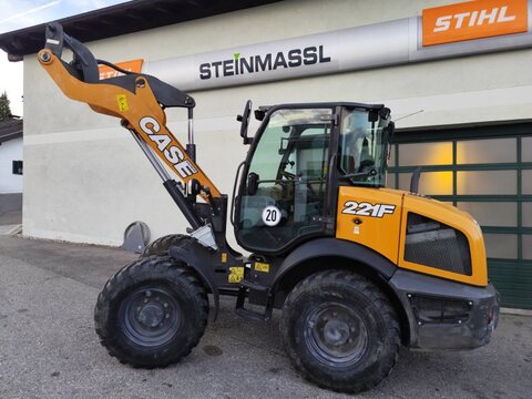 Case IH 221F