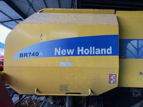 New Holland BR 740 A