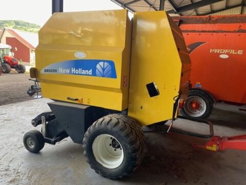 New Holland BR 6090