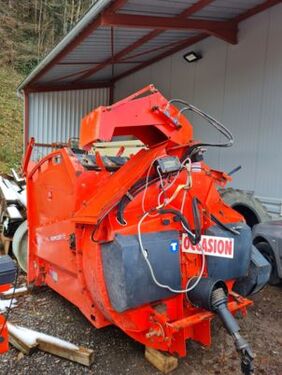 Kuhn PRIMOR 2060 M