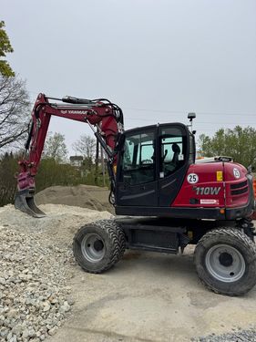 Yanmar B110W Mobilbagger