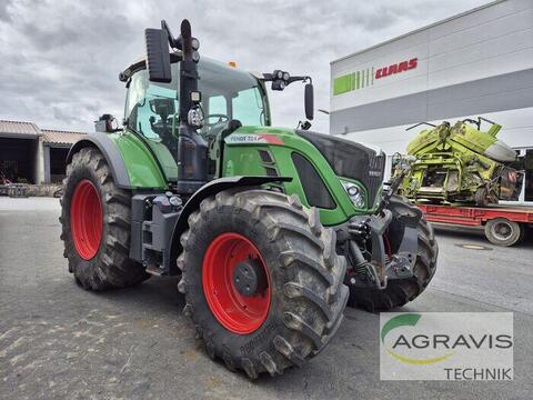 Fendt 724 VARIO S4 3