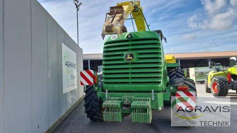 John Deere 7400 3
