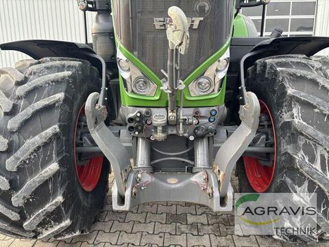 Fendt 828 VARIO S4 Profi Plus
