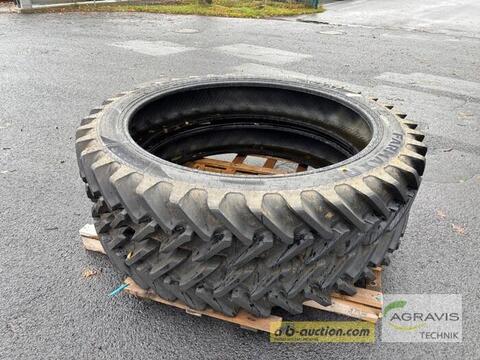 CEAT 320/90R54