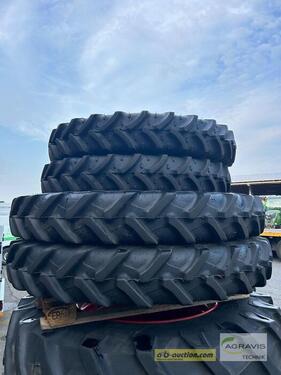 Sonstige 210/95 R32 + 230/95 R44