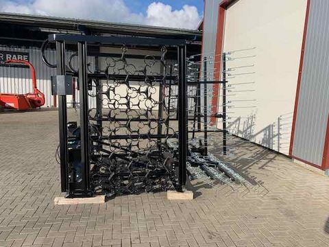 Wiesenschleppe 6m mit Striegel 3