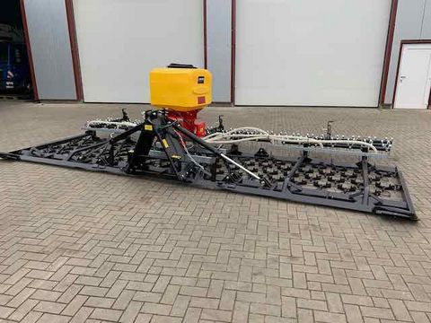 Wiesenschleppe 6m mit Striegel und Nachsaateinri 2