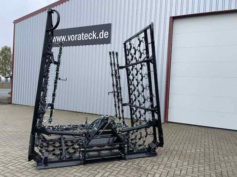 Wiesenschleppe 8m mit Striegel 2