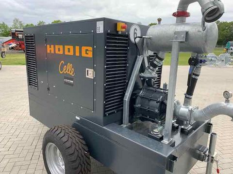 HC 910/503/44 76 PS mit 80m3 Pumpe 3