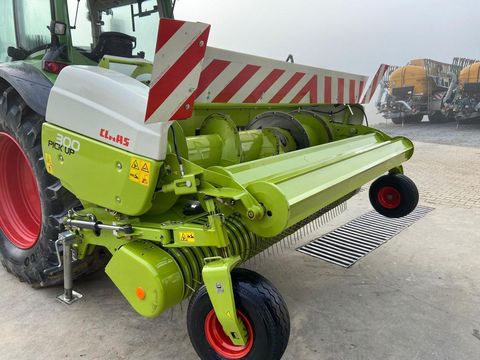 <strong>Claas PU 300</strong><br />