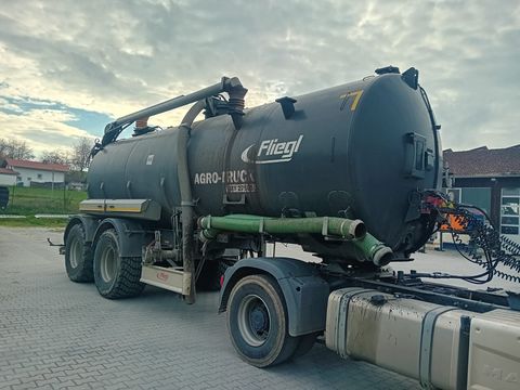 Fliegl STF 27500 Sattel-Transportfaß, Güllefaß