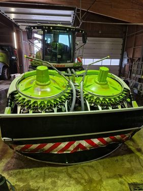Claas Orbis 750