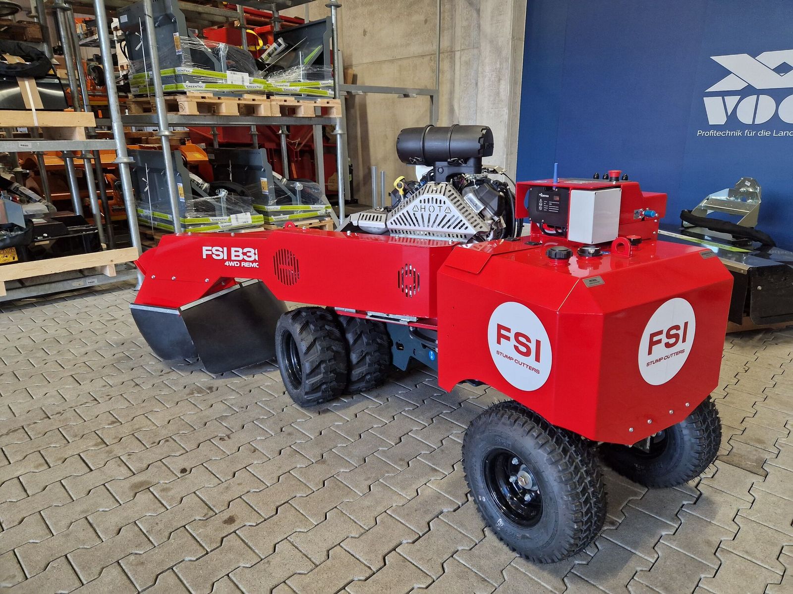 FSI B38 4WD REMOTE Baumstumpffräse /Stubbenfräse 2