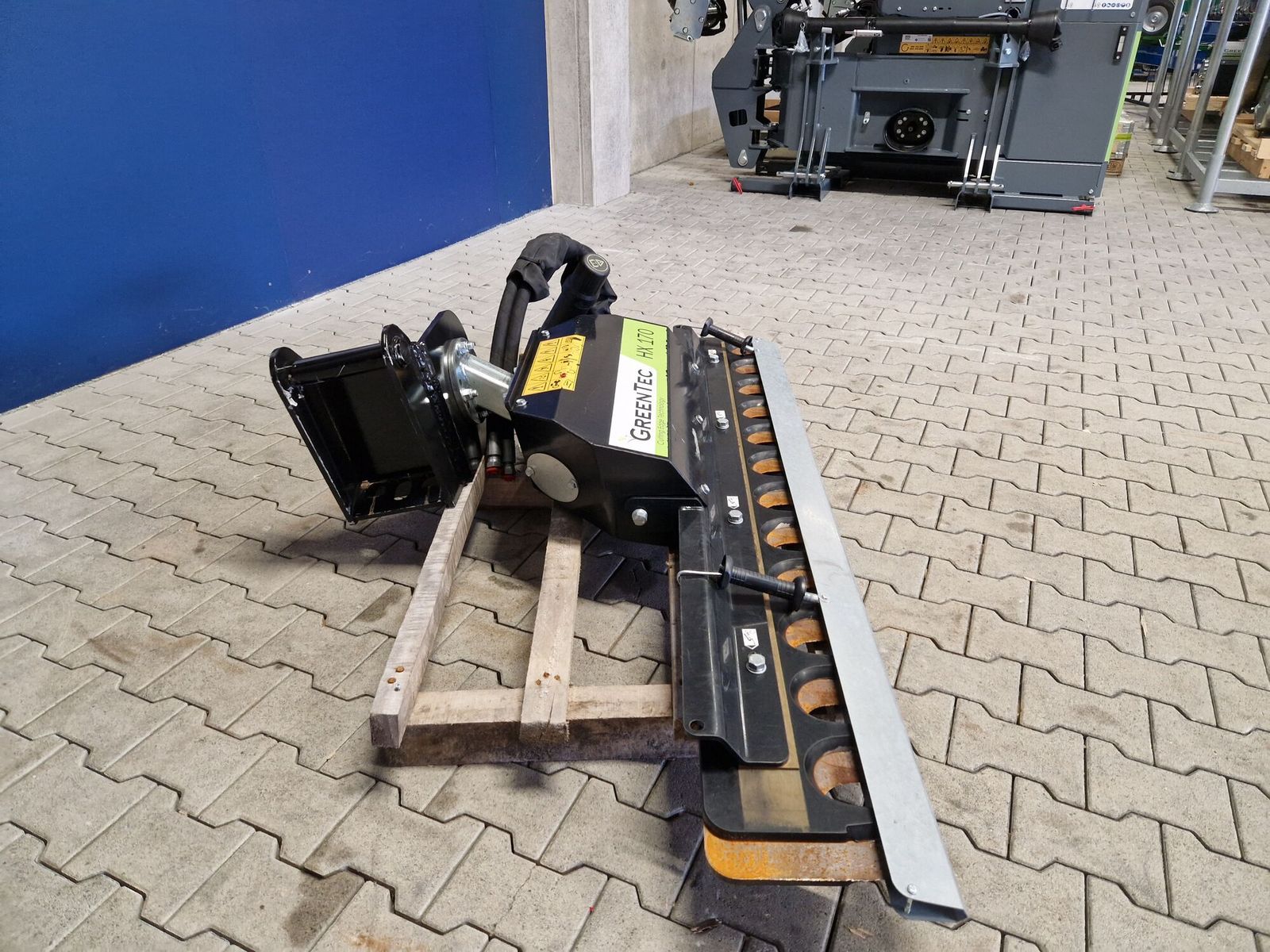 Greentec HX 170 Astschere für Bagger /Radlader /Traktor 3