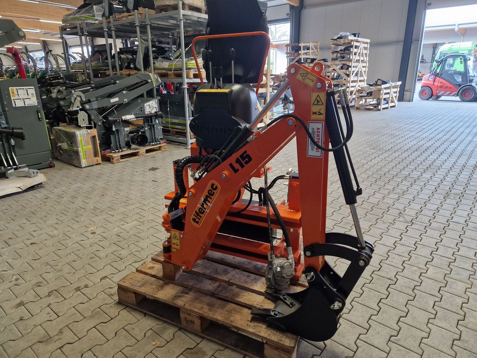 DIGGER BA 13 Heckbagger /Anbaubagger 3