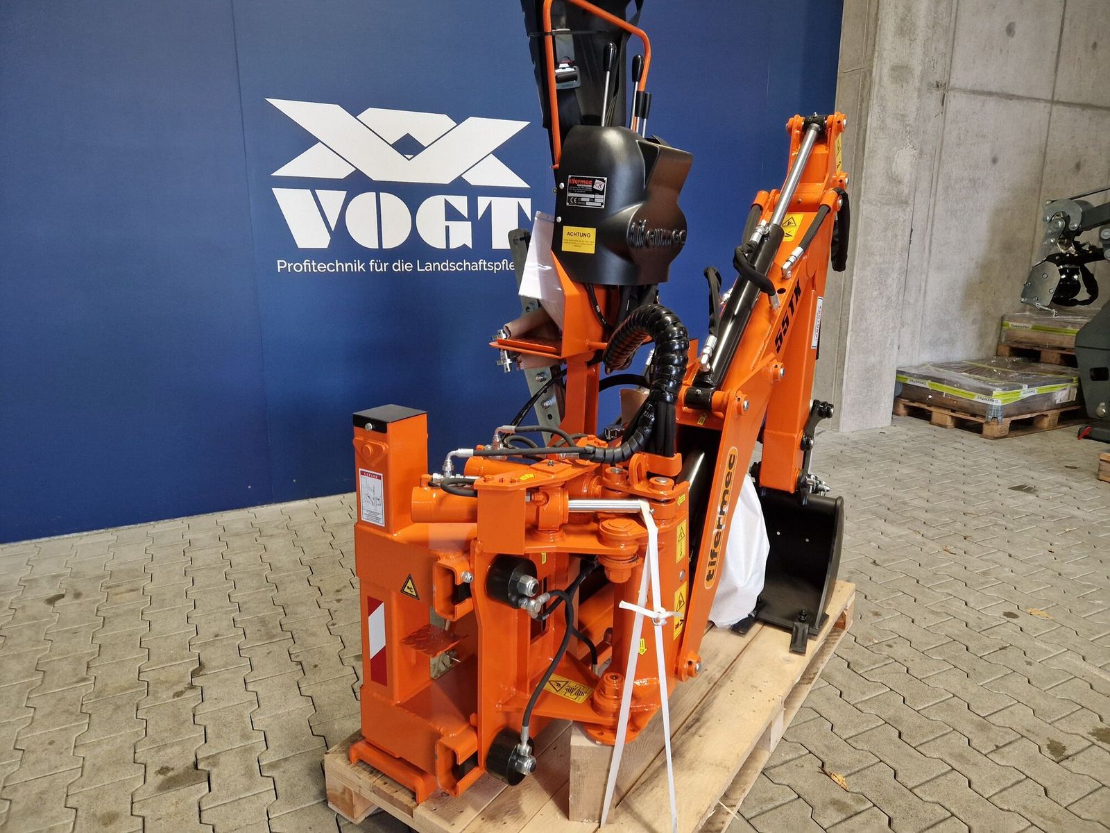 DIGGER TIX 55 Heckbagger /Anbaubagger 2