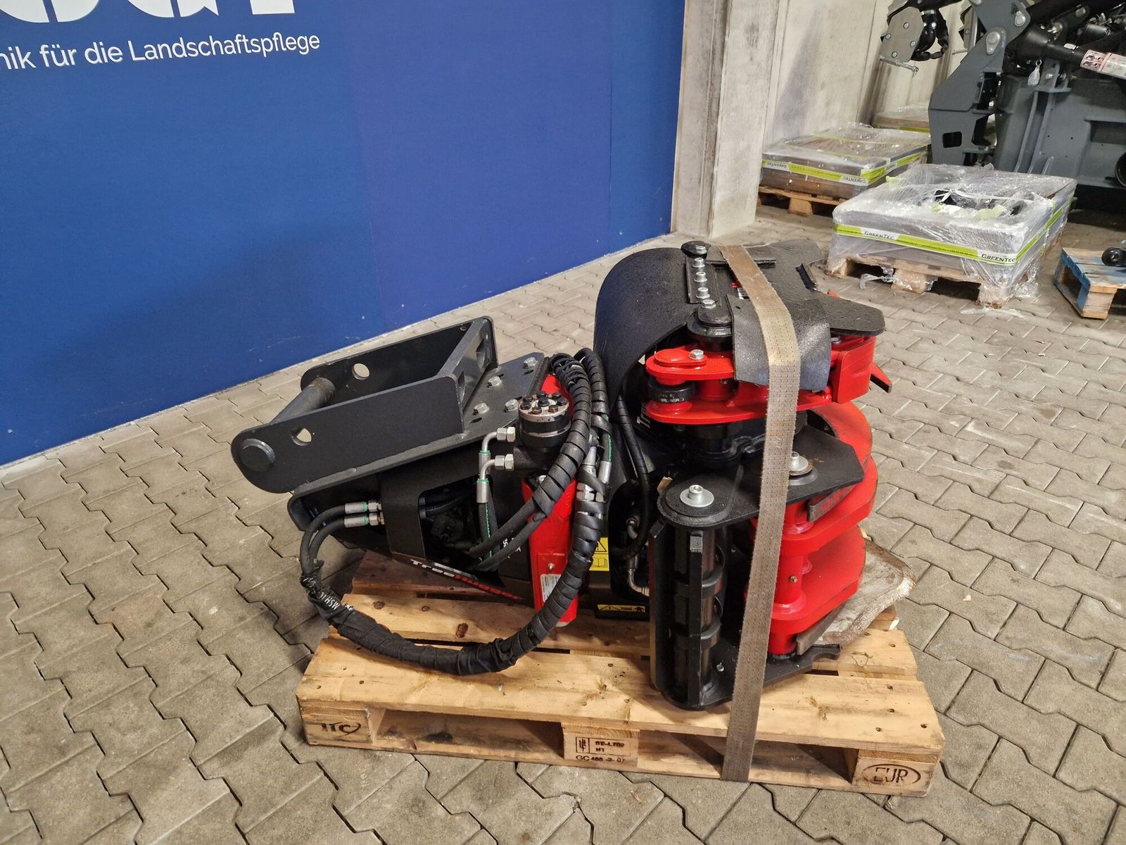 TREE HUGGER TH 2500-X Fällgreifer /Baumschere 2