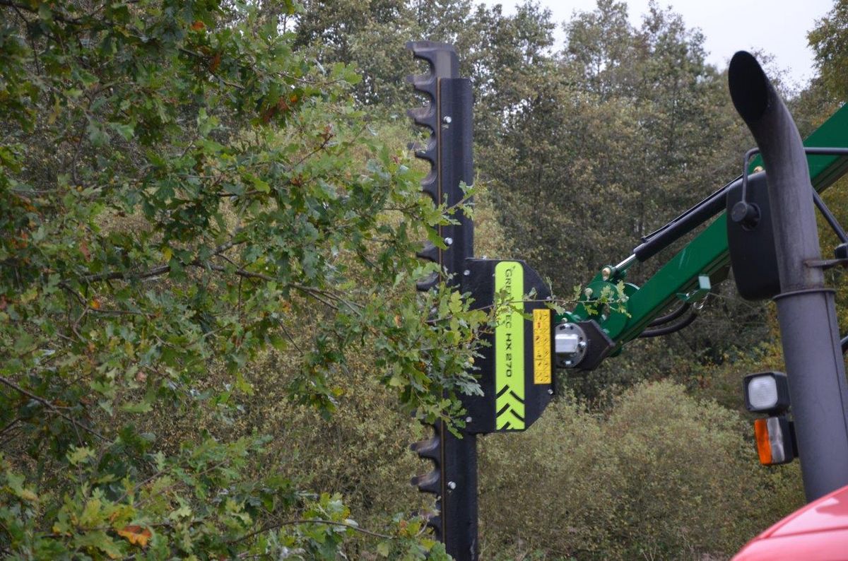 Greentec HX 270 Astschere für Bagger /Radlader /Traktor 2