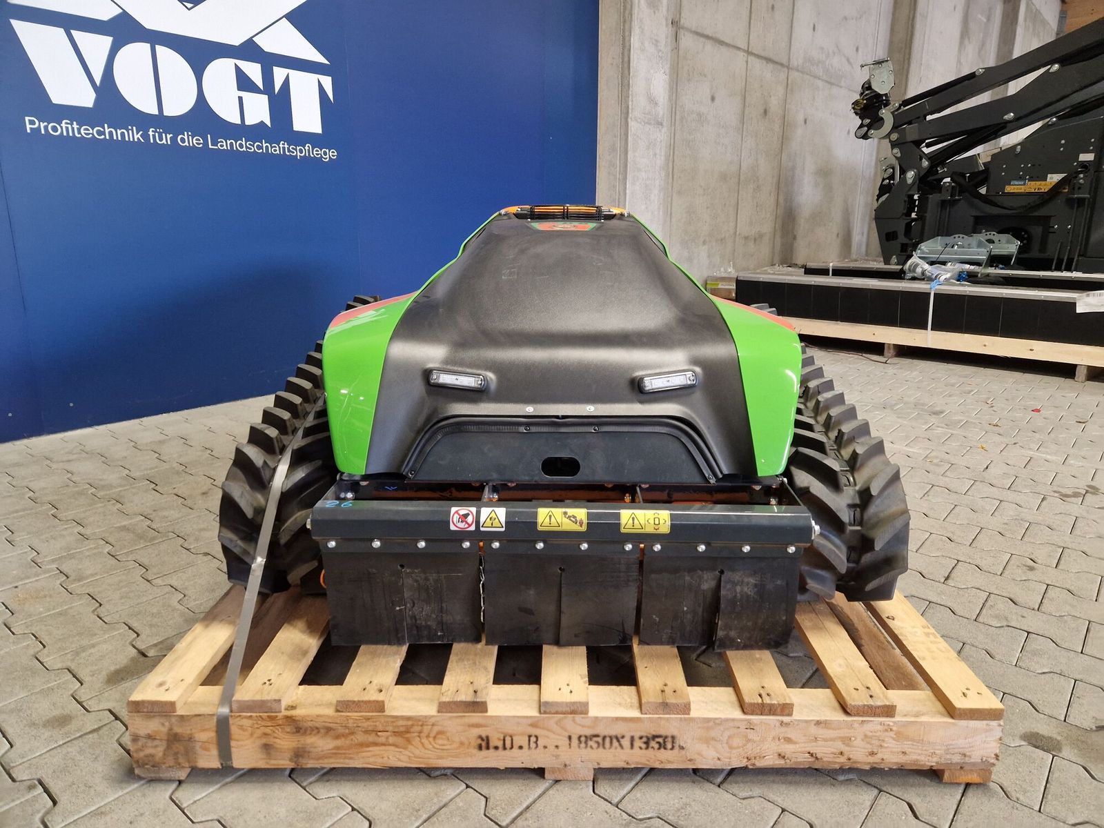 MDB F23 Mulchraupe/ Mähraupe /Funkraupe 2