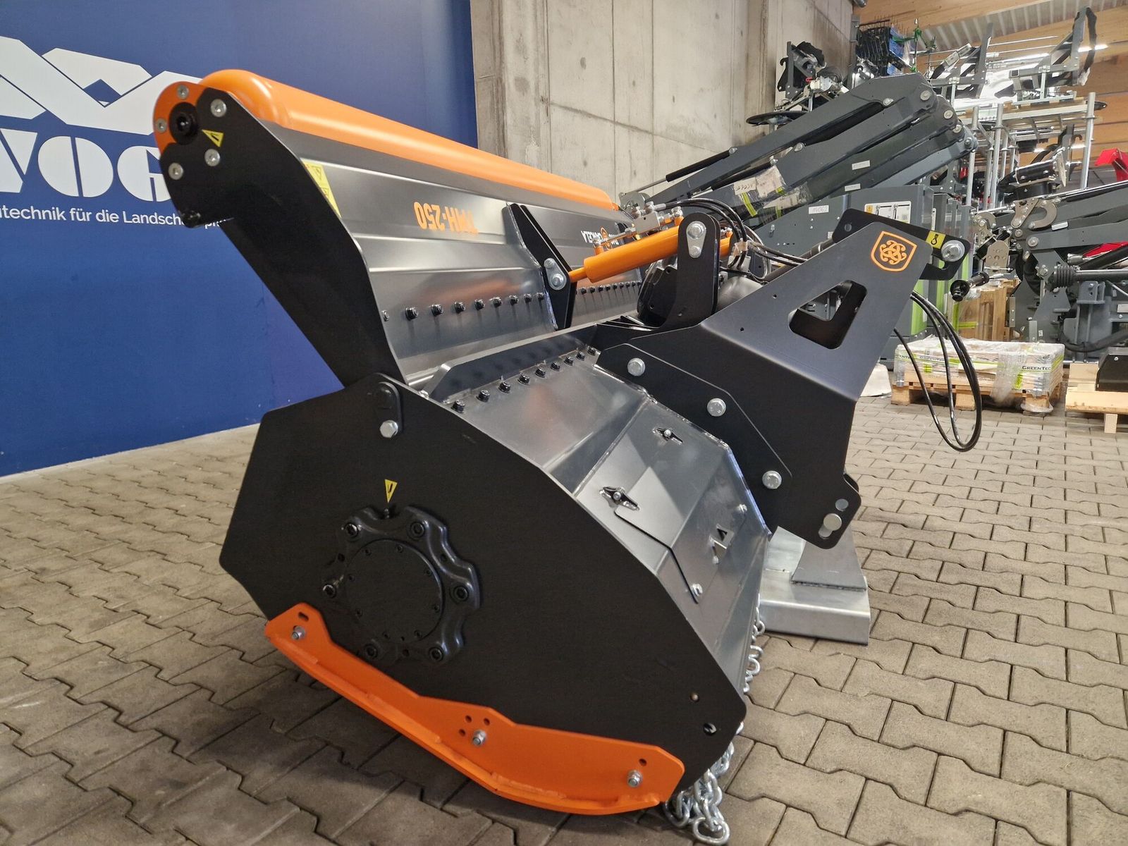 TMC Cancela TMH-250 Mulcher /Schlegelmulcher für Traktor 3