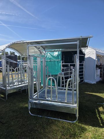 Sonstige Futterraufe M2/8 1.5 x1.5 für Pferd 