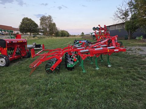Agro-Masz Runner 30