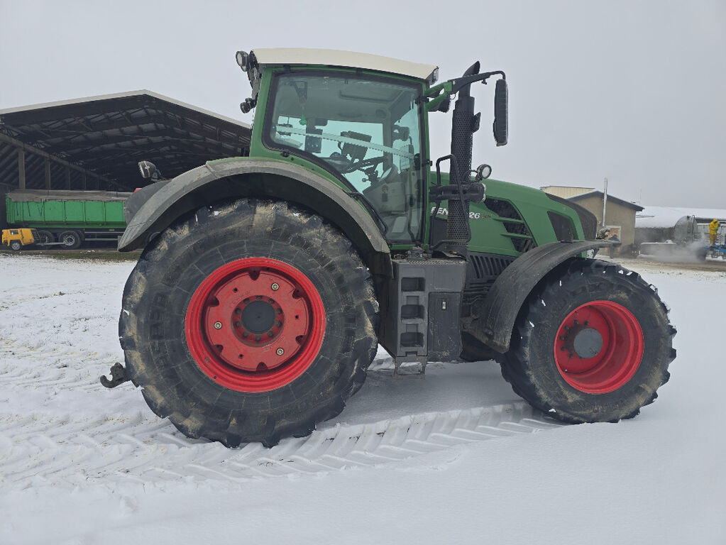 Fendt 826 Vario Profi Plus 2