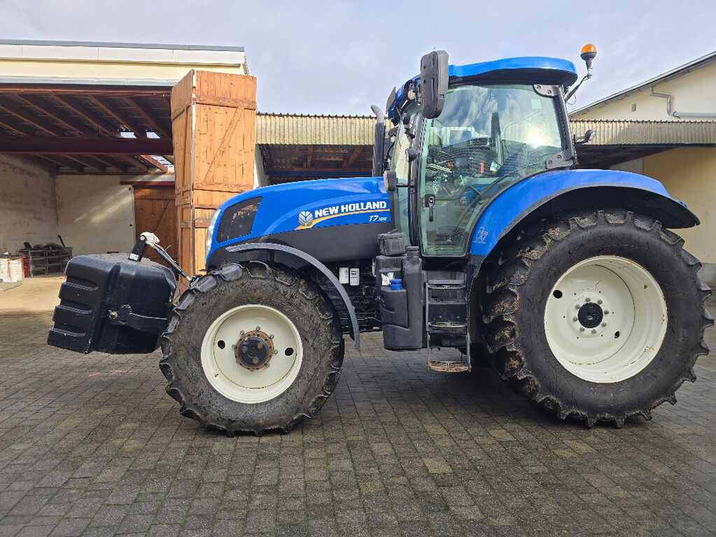 New Holland T7.185 1