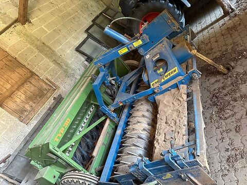 Rabe MKE 300 Zahnpacker + hydr. Hitch