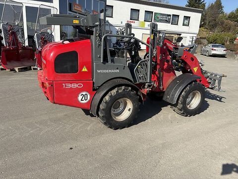 Weidemann Hoftrac 1380 2