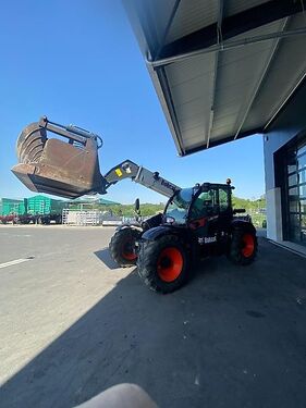 Bobcat TL 38.70 HF mit nur 2600 Stunden, inkl. 3 Werkze 3
