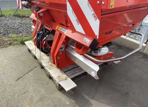 Primo M3 Düngerstreuer mit Grenzstreueinrichtung 2