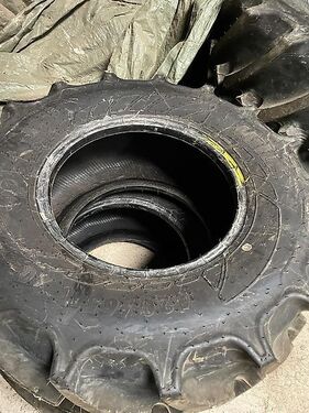 Mitas 2x 420/65R20 AC65 aus Demontage 2