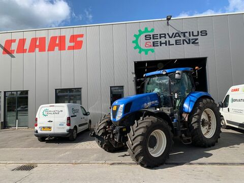 <strong>New Holland T7.250 m</strong><br />