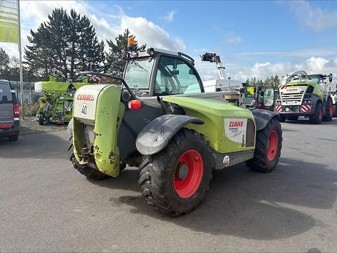 Claas Scorpion 7040 3