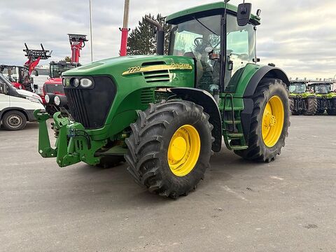 John Deere 7720 PowrQuad